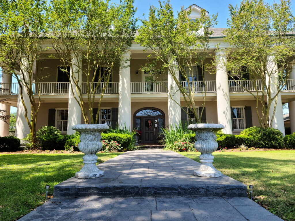 pressure washing in metairie - 5 Reasons to Pressure Wash Your Driveway Regularly